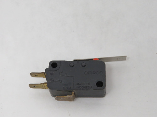 Omron D3V-162-1C25-K Snap Action Limit Switch 16A 1/2HP 125/250VAC USED