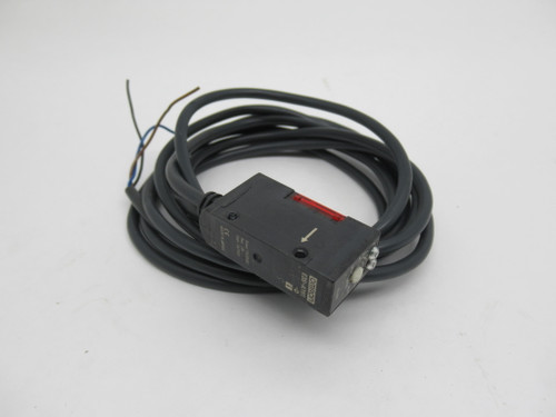 Omron E3S-AT81-D Through-Beam Sensor Receiver 10-30VDC 100mA 7m Distance USED