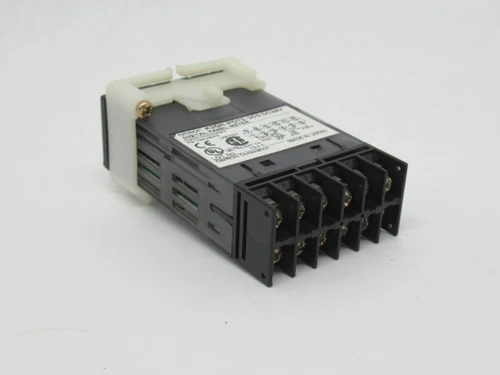 Omron K3GN-PDT2-300 DC24V Centerline Digital Panel Meter 5-Digit 24VDC USED