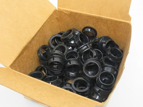 Thomas & Betts 3210 Knockout Insulating Bushing 1/2" Lot of 98 SHELF WEAR NEW