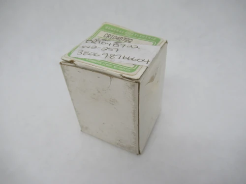 General Electric CR104B722 Black Selector Switch 5 Position BOX DAMAGE NEW