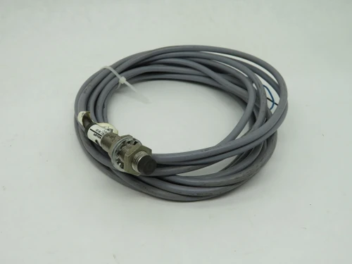 Balluff BES-516-122-BO-C-05 Proximity Switch 10-30VDC 200mA 4mm Distance USED