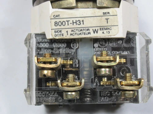 Allen-Bradley 800T-H31A Series T Cylinder Lock Switch 1NO 1NC C/W Key USED