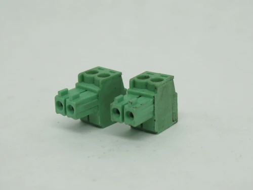 Phoenix Contact MC1.5/2-ST-3.5 PCB Connector 8A 2-Position Green Lot of 2 USED