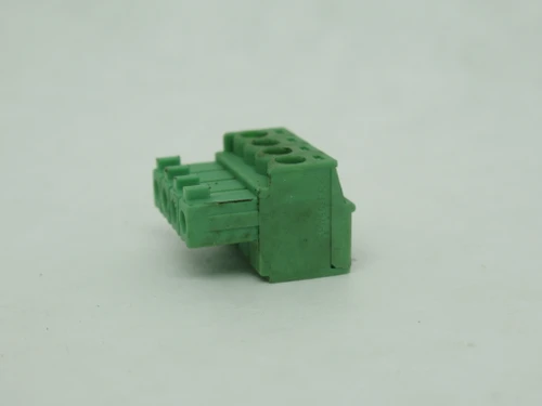 Phoenix Contact MC1.5/4-ST-3.5 PCB Connector 8A 4-Position Green USED