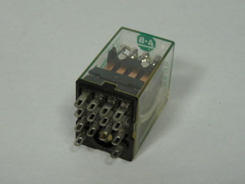Allen-Bradley 700-HC14A24-4 General Purpose Relay 24V 50/60Hz 3A 14-Blade USED