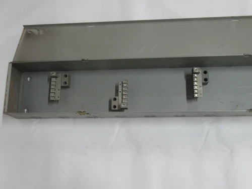 CEB Limited CEB4-225-3 Splitter Trough 600VAC 225A CU Cable SHELF WARE ! NOP !