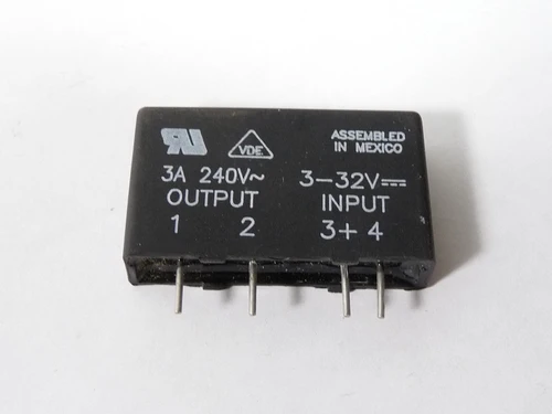 Crydom MP240D3 Solid State Relay 3A 240VAC 3-32VDC USED