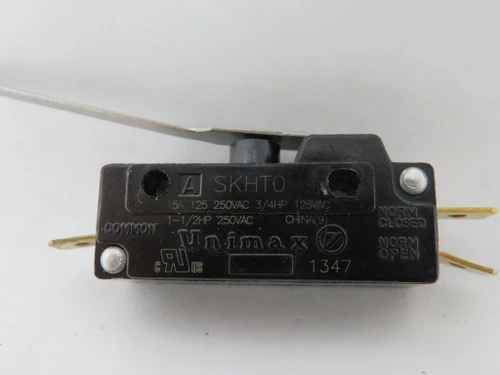 Unimax SKHTO Limit Switch 15A 125/250VAC 3/4HP 125VAC 1-1/2HP 250VAC USED