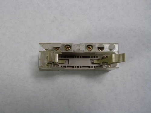 Omron P7SA-10F-ND-DC24 Din Mount Relay Socket 6A 24VDC USED