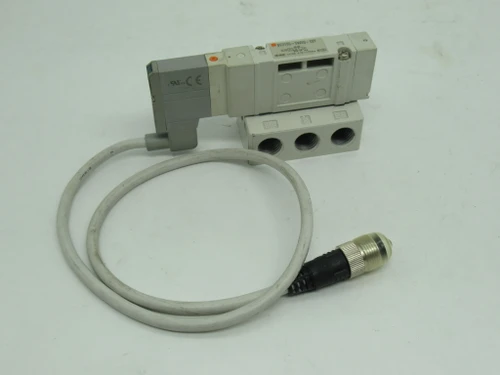 SMC SV2100-5W2U-02T Solenoid Valve 1/4" NPT 24VDC 0.15-0.7MPa NOP
