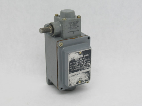 Allen-Bradley 802T-R7TD Series 2 Time-Delay Limit Switch SHELF WEAR NOP
