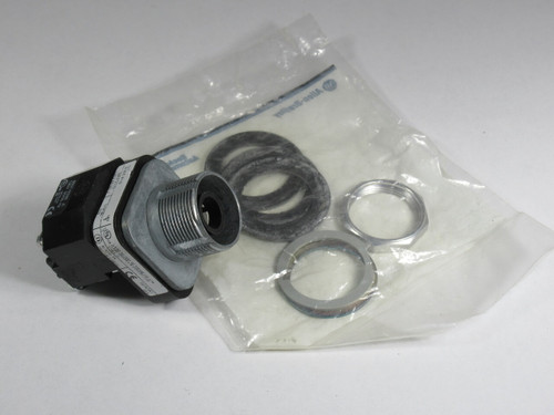 Allen-Bradley 800T-P16 Series T Pilot Light 120VAC 50/60Hz No Lens NOP