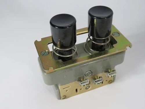 Square D 9001-UO-5 Ser. B 2-Speed Standard Duty Push Button Unit SHELF WEAR NOP