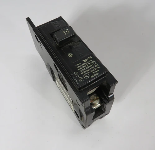Siemens BQ1B015 Circuit Breaker 15A 120/240VAC 1P USED