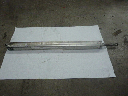 Festo 163430 DNC-80-1170-PPV-A-50K8 Pneumatic Cylinder Shaft 1 Inch  10BAR USED
