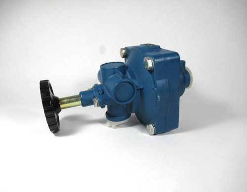 Wabco 3752050000 Control Valve *Shelf Ware* NOP