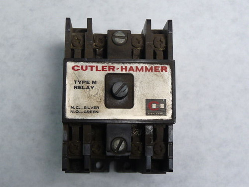 Cutler Hammer D26MR22 Relay Base Assembly 4P 10A 600V 110/120V Coil USED