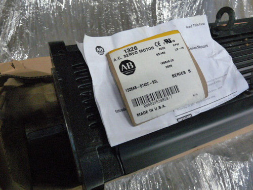 Allen-Bradley 1326AB-B740C-S2L Servo Motor 460V 2200RPM ! NEW !