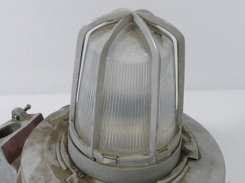 Crouse-Hinds LMVS100 High Pressure Sodium Lamp 100W 120V Housing USED