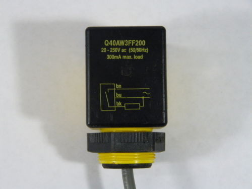 Banner 32365 Q40AW3FF200 EZ-Beam Fixed Field Sensor 200mm 20-250VAC USED