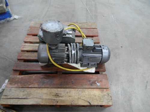 Vacuum Pump C/W Leeson 3kW 1740RPM 575V DF100L TEFC 3Ph 4.2A 60Hz USED