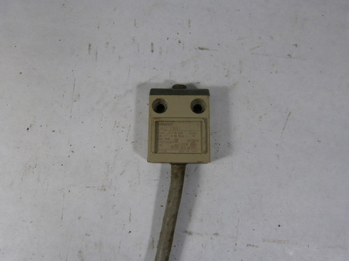 Omron D4C-1601 Limit Switch Pin Plunger 250V 2A COSMETIC DAMAGE/16" CABLE USED