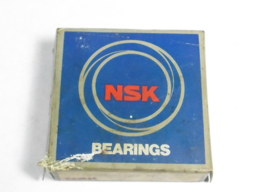 NSK 6205DDUNR Ball Bearing With Snap Ring ! NEW !
