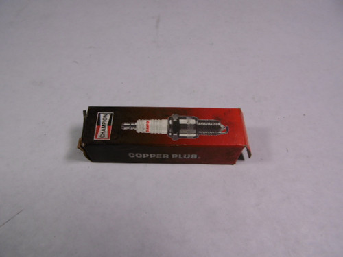 Champion 842 Sparkplug 10mm ! NEW !