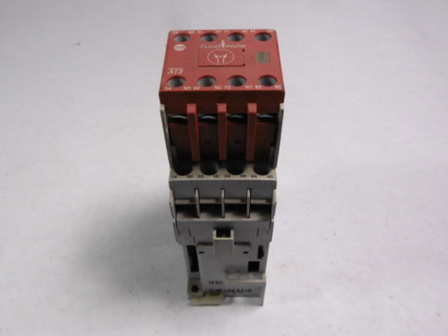 Allen-Bradley 700S-CF440DJC Safety Relay 24V USED