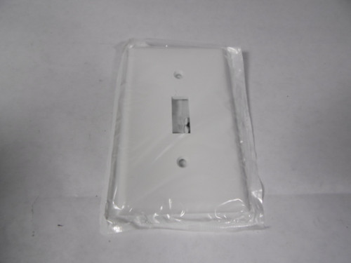 Leviton 88001 Wall Plate 1 Gang Toggle Plastic White Box Of 25 ! NEW !