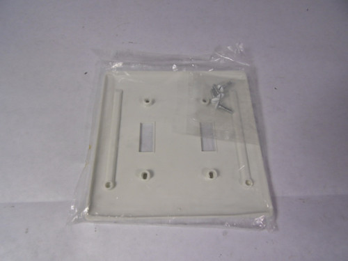 Hubbell NP2W Wall Plate 2 Gang Toggle White ! NOP !