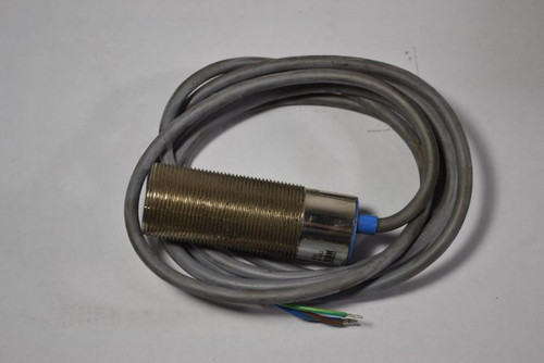 Scan FCM1-3010A-B3L2 Inductive Proximity Sensor 250VAC SHELF WEAR/BOX DAMAGE NEW