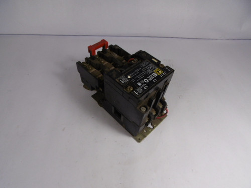 Square D 8536-SBO2-V01 Starter 110/120V 50/60HZ 3Pole 3Phase Open USED