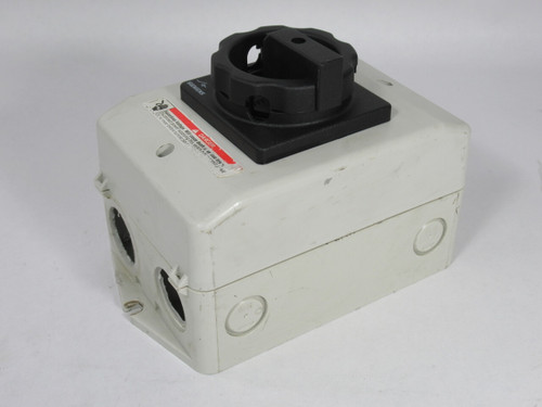 Siemens 3LD2164-1GP51-0US2 Enclosed Disconnect Switch 25A 9.5kW 3P C/W Aux USED