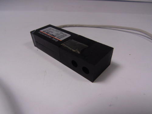 SMC ZSE1-00-15 Vacuum Switch USED