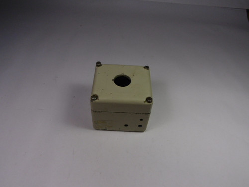 Square D 9001-KY-1-B Control Station 3.5x3.5x4 Enclosure Beige USED