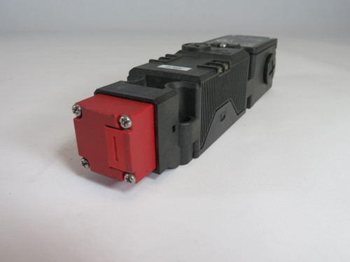 Omron D4GL-4FFA-A Guard Lock Safety Switch USED