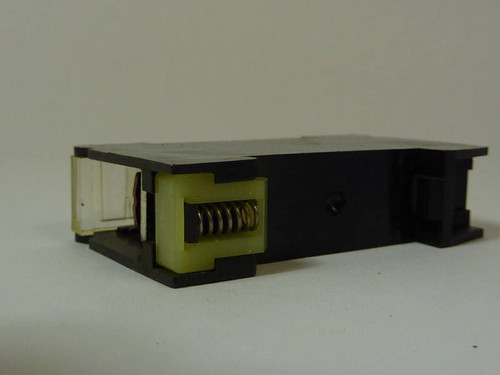 IDEC Fuse Block w/ Indicator 600V 5.5m BAF111SN USED