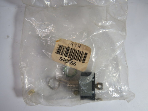 Crouse-Hinds 9819 Toggle Switch 250/125VAC 10/15A ! NWB !