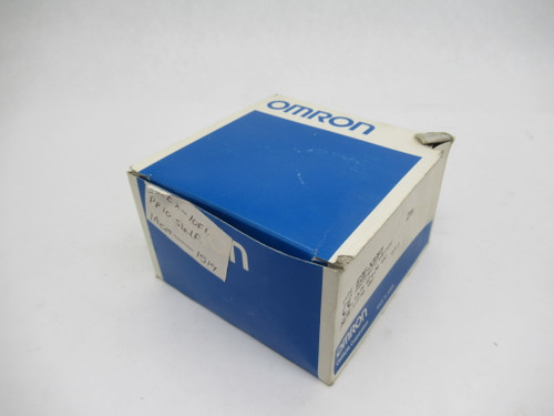 Omron E2E-X10F1 Proximity Sensor 12-24VDC 2M Cable Box Damage NEW