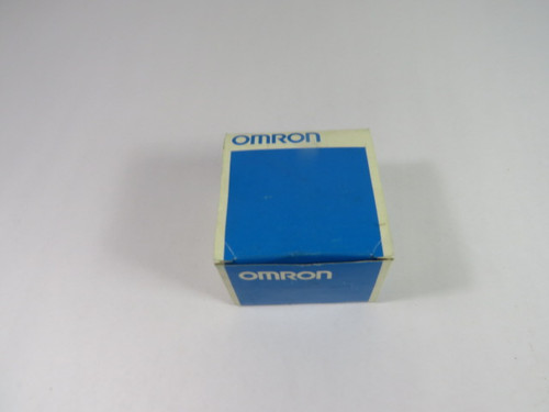 Omron E2E2-X2Y1-US Proximity Switch 24-240VAC 2M Cable ! NEW !