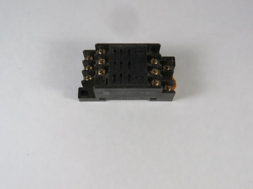 Allen-Bradley 700-HN138 Series A Relay Socket 240V 10A 11-Pins USED