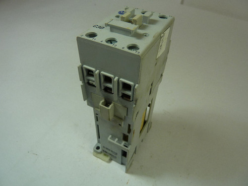 Allen-Bradley 100-C30ZJ01 Contactor 30 Amp 24VDC USED