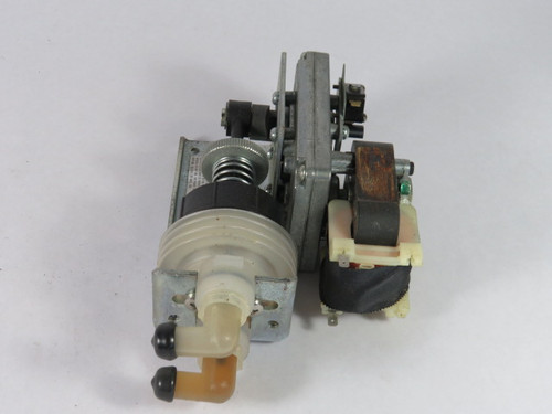GRI 12800-026 Single Stroke Dispensing Pump 10RPM 240V 50/60Hz USED