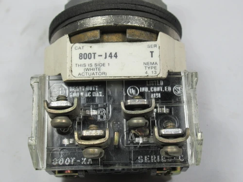 Allen-Bradley 800T-J44A Series T Cylinder Lock Switch 1NO 1NC No Key USED