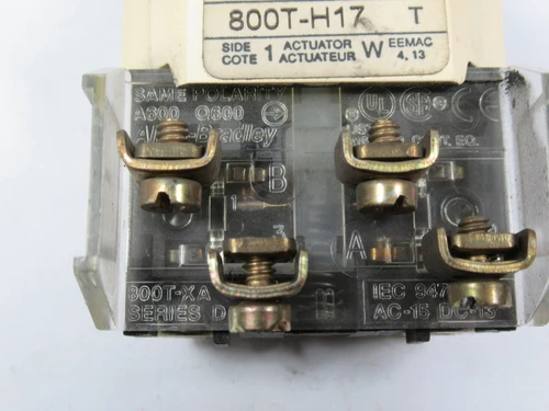 Allen-Bradley 800T-H17A Series T Selector Switch C/W Knob Lever 1NO 1NC USED