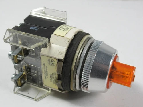 Allen-Bradley 800T-24HA2KB6AX Series T Selector Switch Amber Lens 1NO 1NC USED