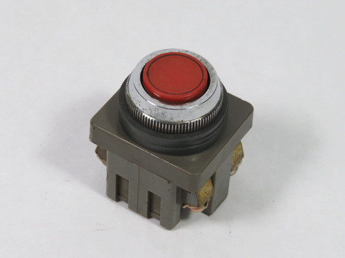 Izumi ABN111R Push Button 125VAC 5A 1NO 1NC Red Flush USED