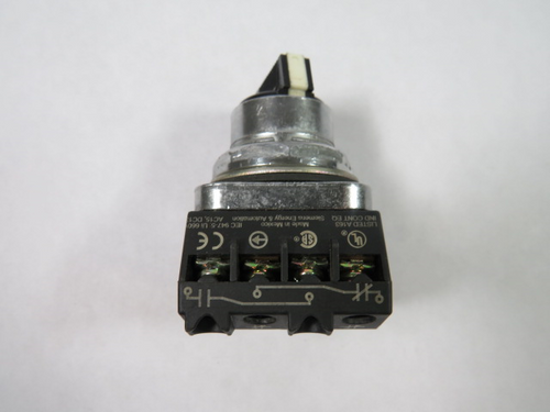 Furnas 52SB2CABA2 Series F Selector Switch 2NO/2NC 3-Position USED